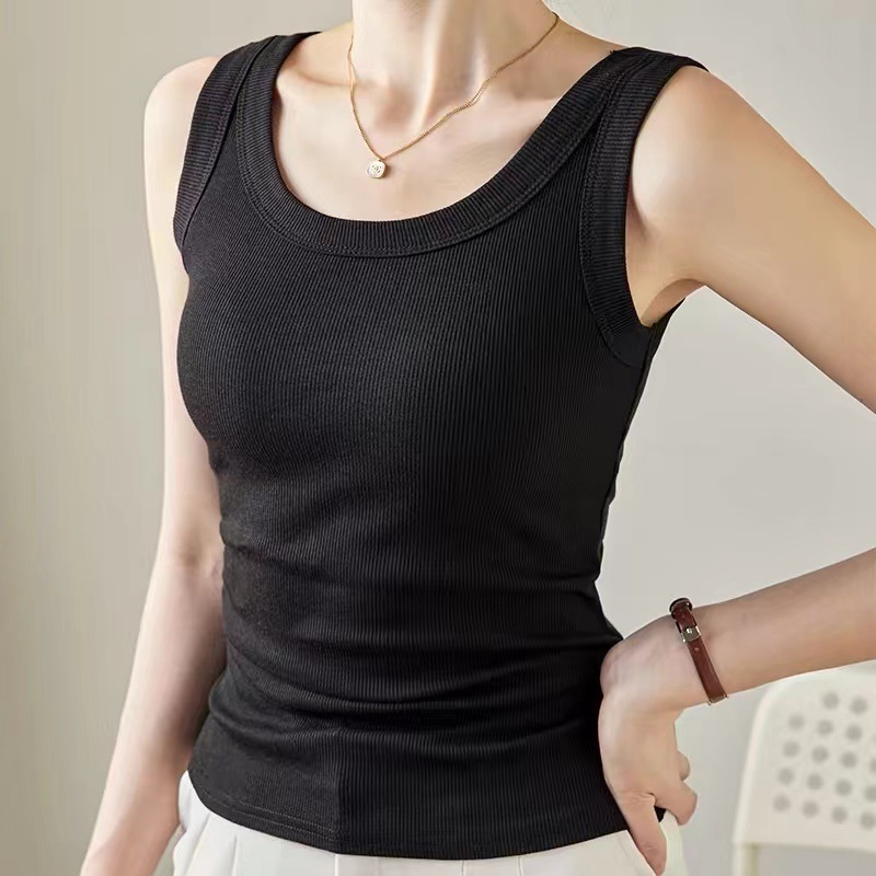2024春夏起爆ねじ無痕ベスト女性の純色の中には、底を着て副乳を遮る袖なしのベストを着ることができる|undefined