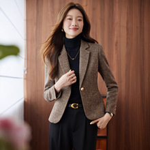 羊毛西服外套女2025秋冬季新款修身显瘦一粒扣气质小个子短款西装
