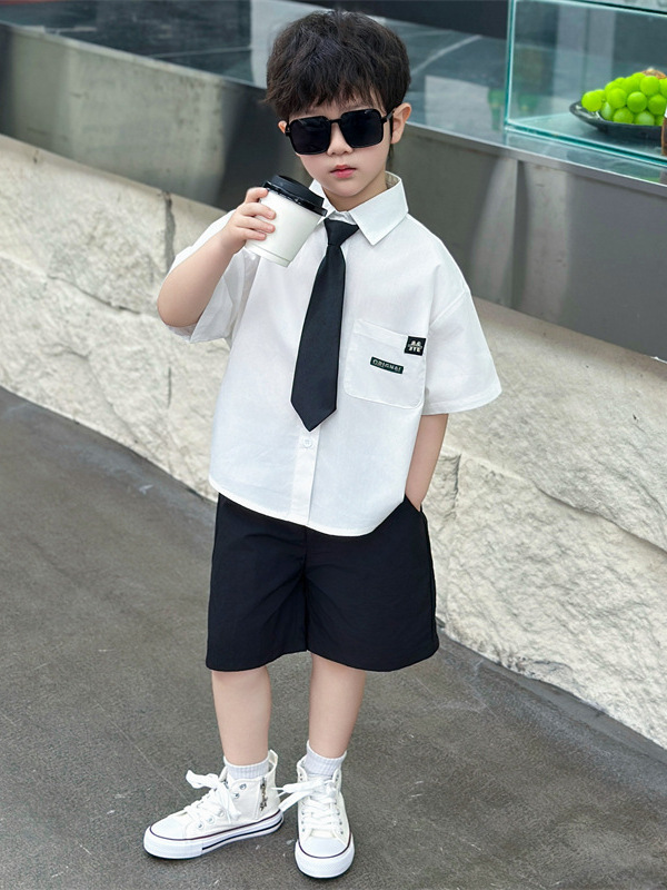 7124 Traje de estilo universitario para niños 2025 verano nuevo estilo para niños camisa de manga corta pantalones cortos traje de dos piezas bebé estilo occidental image 4
