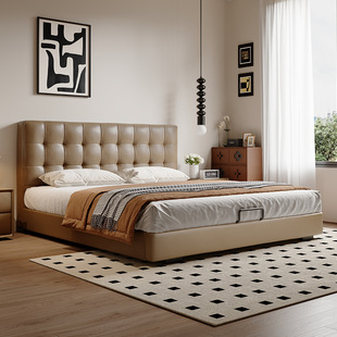 Modern Light Luxury Fugger Bed with Antique Style, Small Apartment 1.5m Master Bedroom Double French Retro Leather Bed