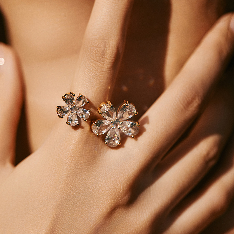 11g Weight 18K Gold Plated Plating Material Zircon Inlay Material Copper 18K Gold Plated Inlay Flower Zircon Open Rings