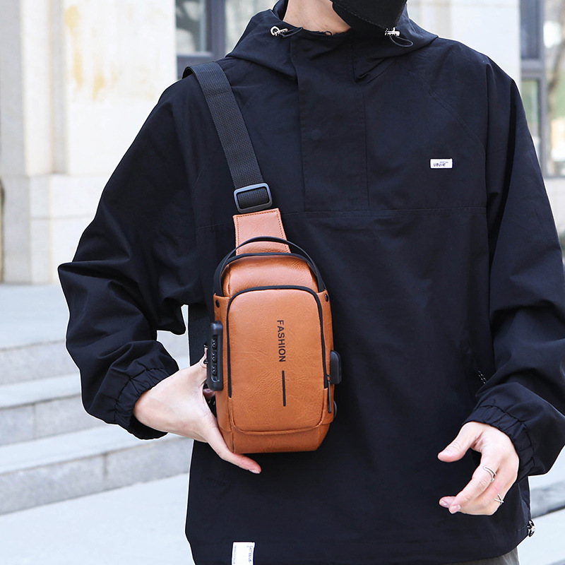 Bolsa de pecho de hombre de explosión transfronteriza, nuevo tipo de mochila de motocicleta, mochila de hombro casual de gran capacidad, moda multifuncional