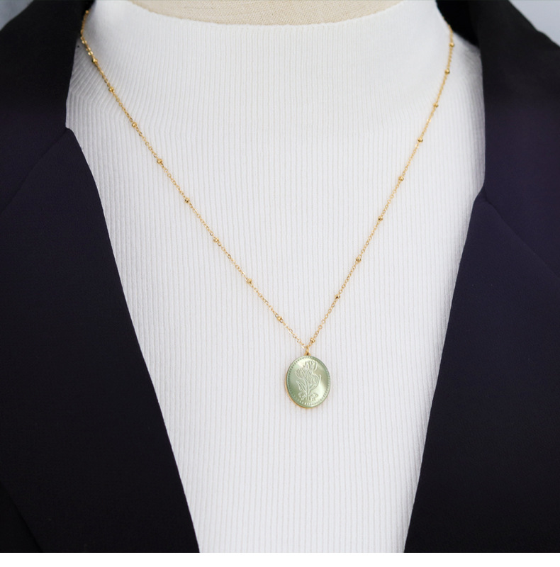9g Weight Shell Inlay Material Necklace Classification 1 Piece Quantity Wedding Occasion Titanium Steel Material Geometric Pattern Women'S Gender Retro Style Retro Geometric Titanium Steel Shell Necklace 1 Piece 12