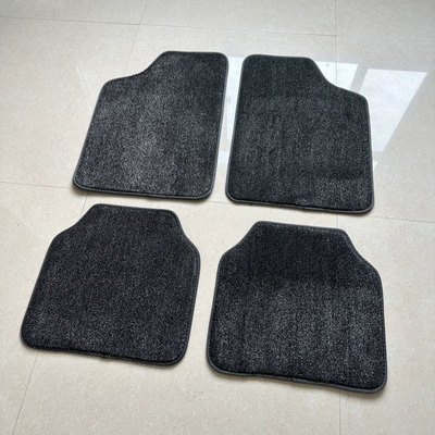mats, protective mats, suede waterproof floor: Universal Foot Pad - black-and-white-dots-thickened-four-piece-set-35kg
