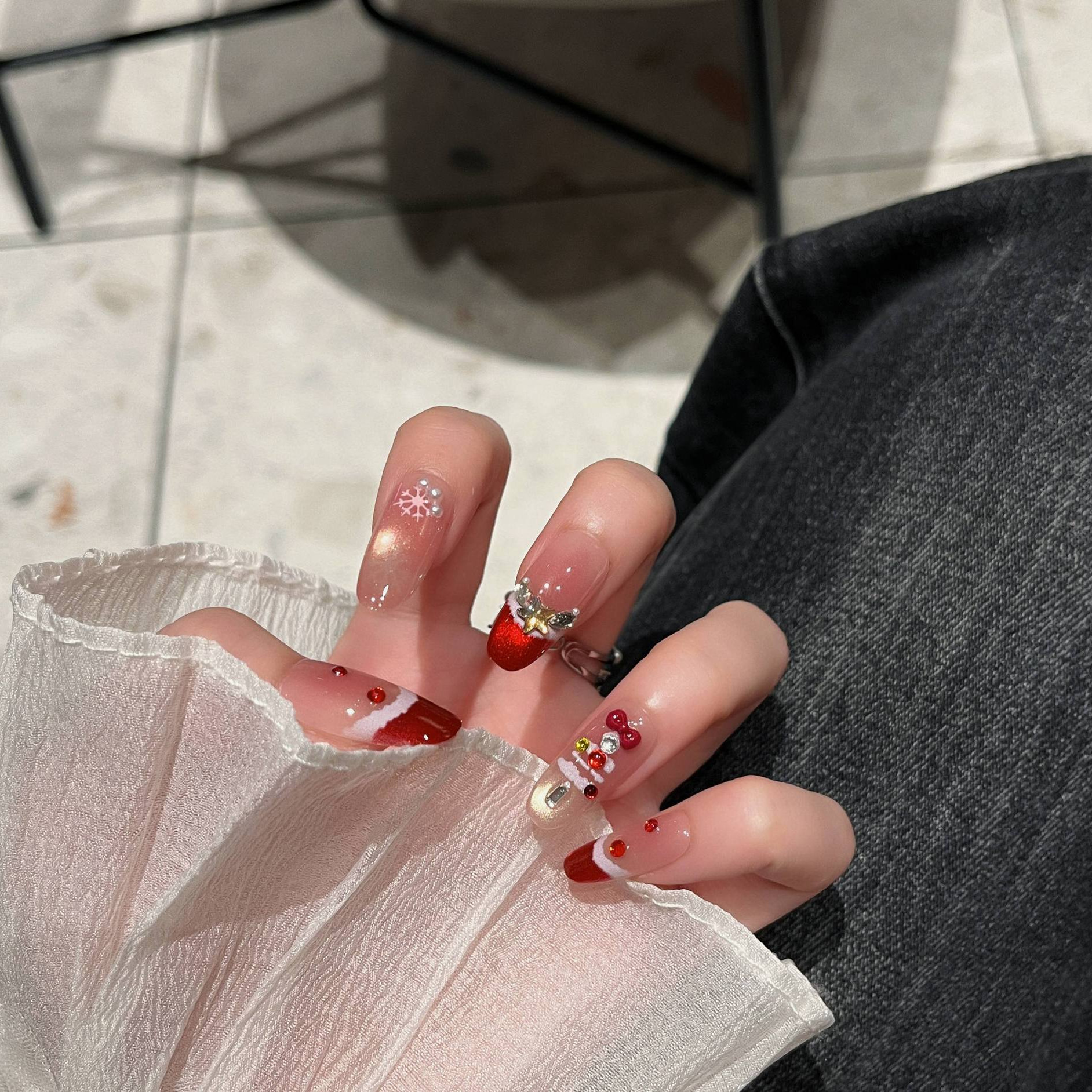 Navidad manicure nuevo rojo francés ojo de gato usar pieza de uñas productos terminados elíptico blanco dulce pieza de uñas falsas