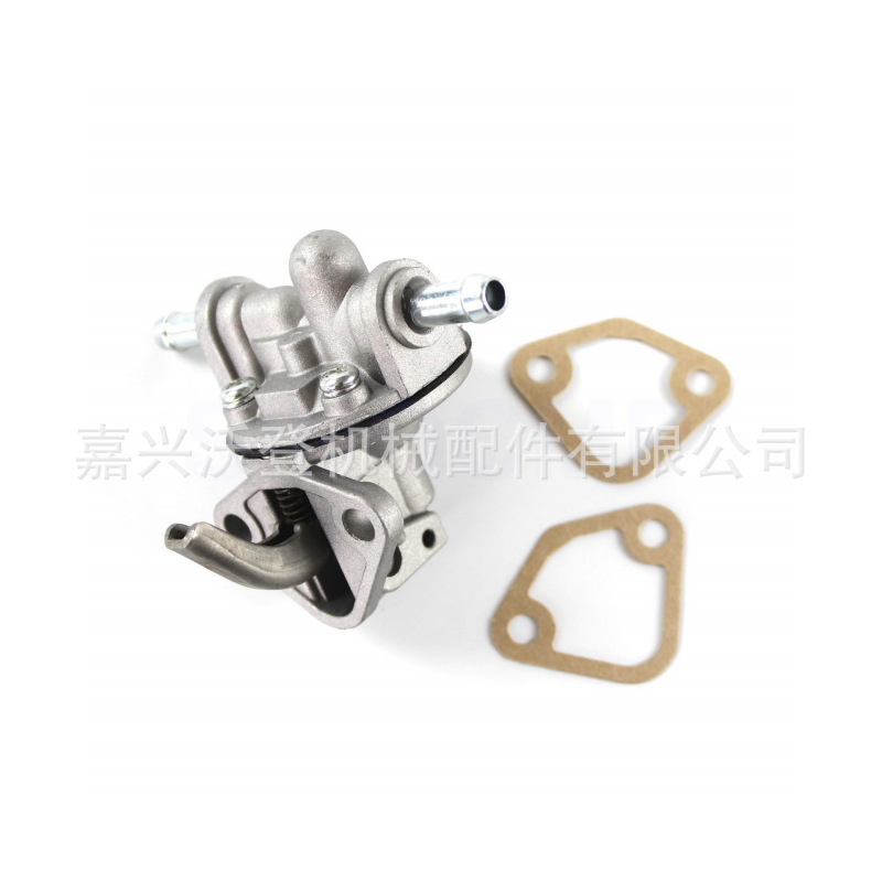 农机配件 12581-52030 燃油泵适用于久保田发动机D622 D722