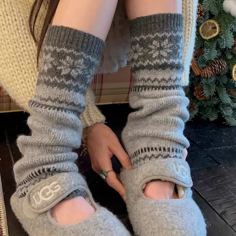 2026 new popular style: Melard brown wool leg warmers for women, thickened for winter, providing warmth and a retro look