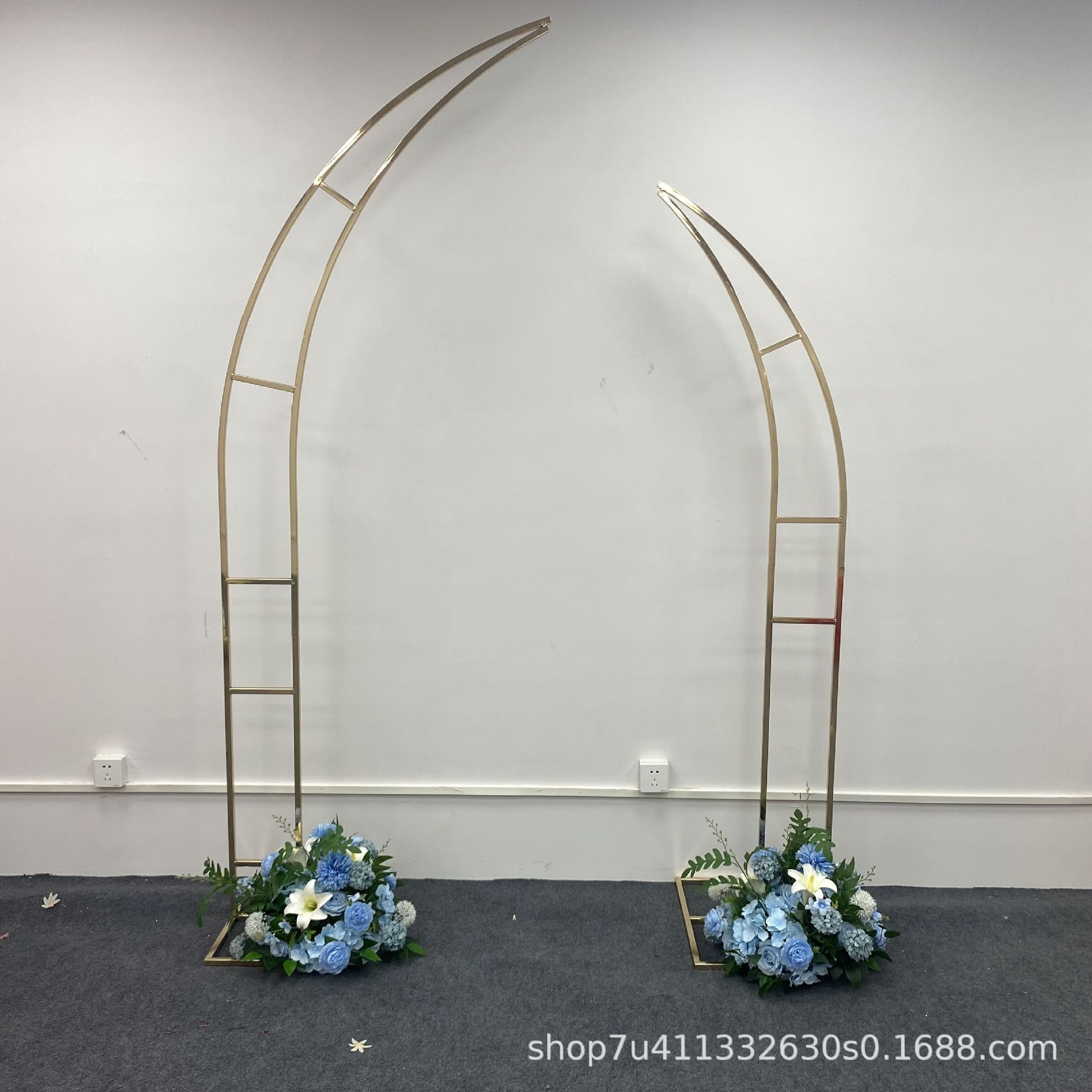 Nueva boda apoyos hierro cuerno puerta exterior boda escena diseño marfil puerta cuerno puerta Fondo pantalla estante