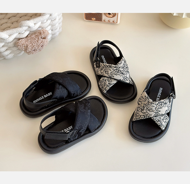 Kids Adjustable Strap Sandals Soft Sole Non Slip Beach Shoes_voghion.com