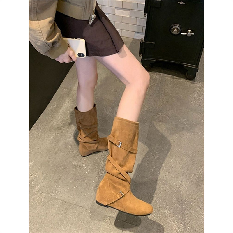 Soft Leather Version of the 2026 New Retro Maillard Mid-Calf Slimming Long Pleated Boots for Women