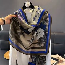 直播棉麻印花披肩围巾女秋冬季柔软亲肤围脖时尚潮流外搭保暖披肩