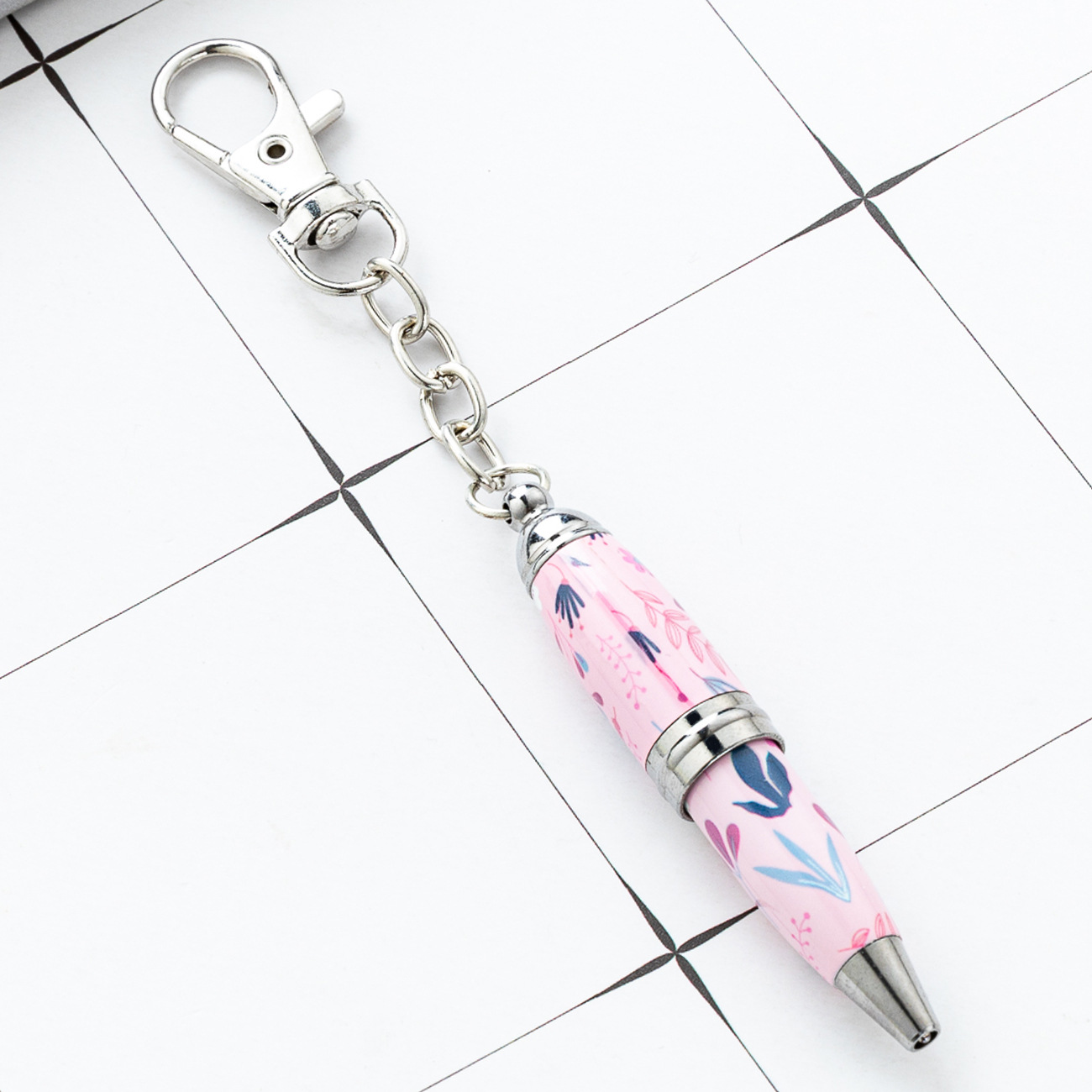 Keychain creativo mini bolígrafo de oficina estudiantes portátiles bolígrafo de bolsillo corto mini bolígrafo de metal
