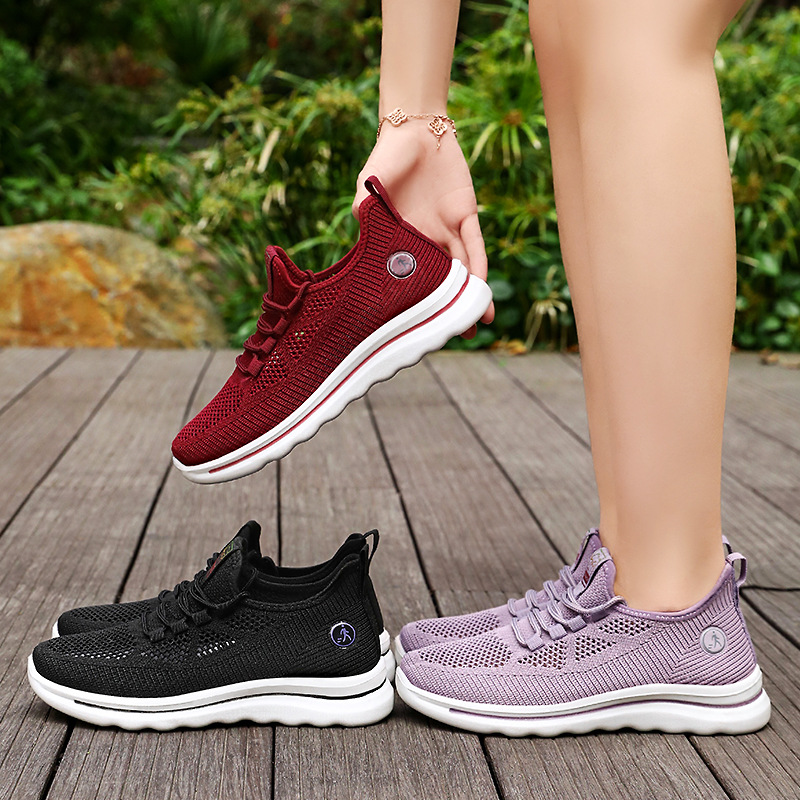 Calzado deportivo Calzado de malla transpirable de verano para mujer Calzado para caminar cómodo Calzado casual de suela suave sin pies cansados Calzado de mujer de moda de todo fósforo