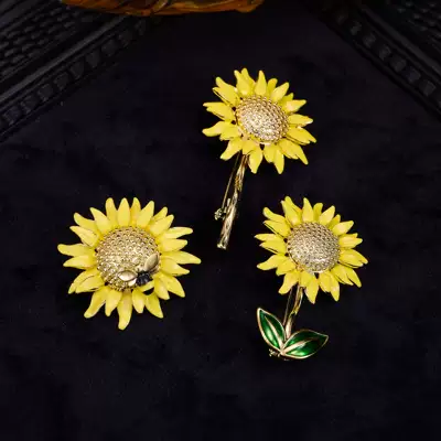 Sunflower Brooch, a Light Luxury Fashion Accessory That Won Top Honors, Sunflower Pin, Plant Enamel Brooch Wholesale