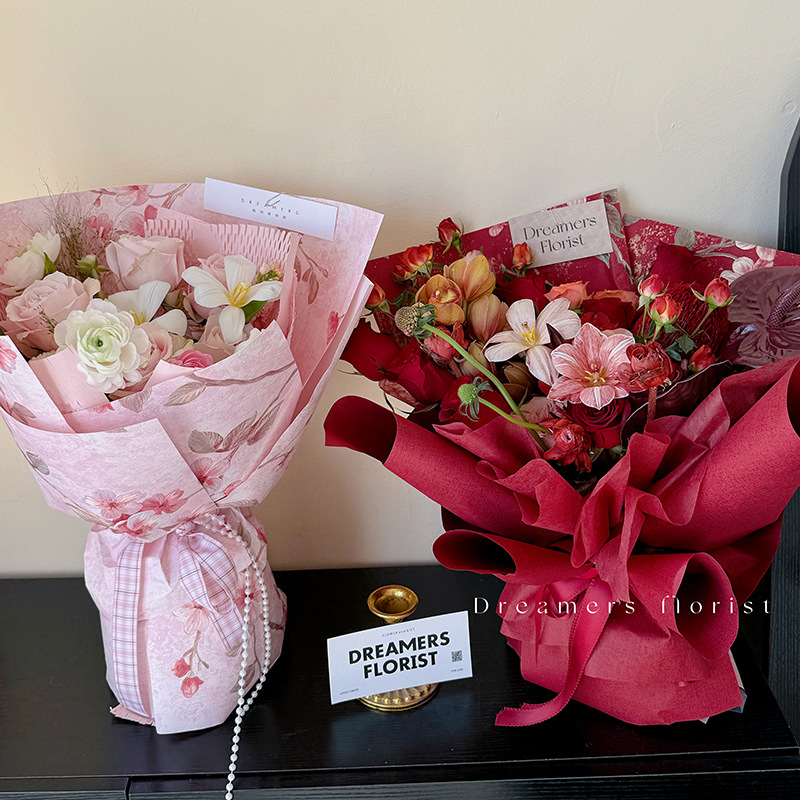 Nuevo papel de arte estampado en caliente con relieve, papel de regalo romántico para ramos de flores, papel Fenghua impermeable de alta gama para empaque de flores