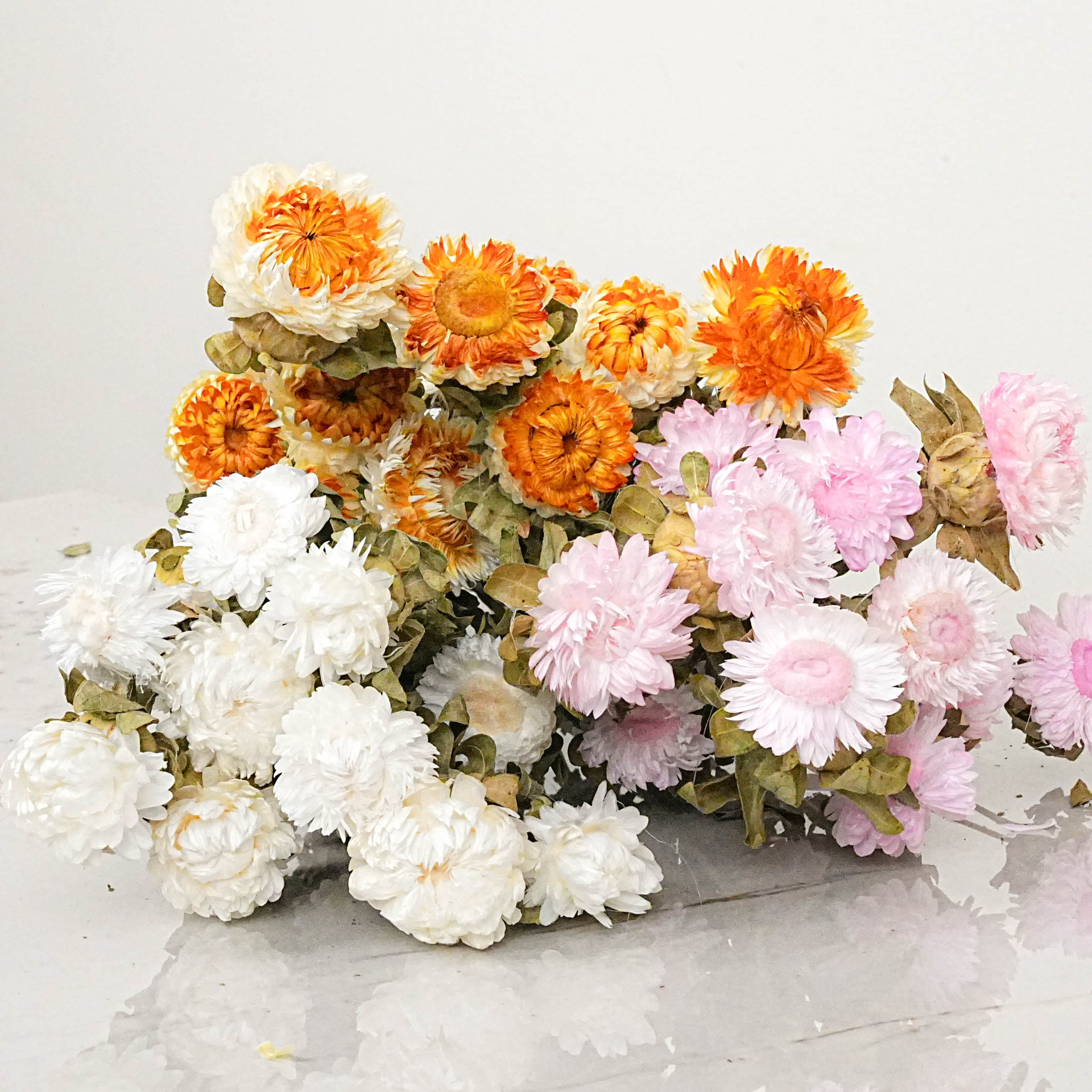 Flores secas naturales de trigo y chrysanthemum hechas a mano flores secas, flores secas de Yunnan, material de ramo grande al por mayor