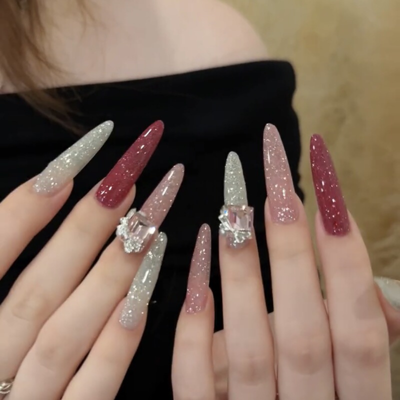 【Nai Jiangsaka Ri】Purely handmade medium-long dazzling nail art, wearable nails, highly praised nail pieces, brightening effect, finished nail pieces 【Nai Jiangsaka Ri】Purely handmade medium-long dazzling nail art, wearable nails, highly praised nail pieces, brightening effect, finished nail pieces