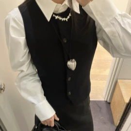 连衣裙;女式羊毛衫;女式针织衫
