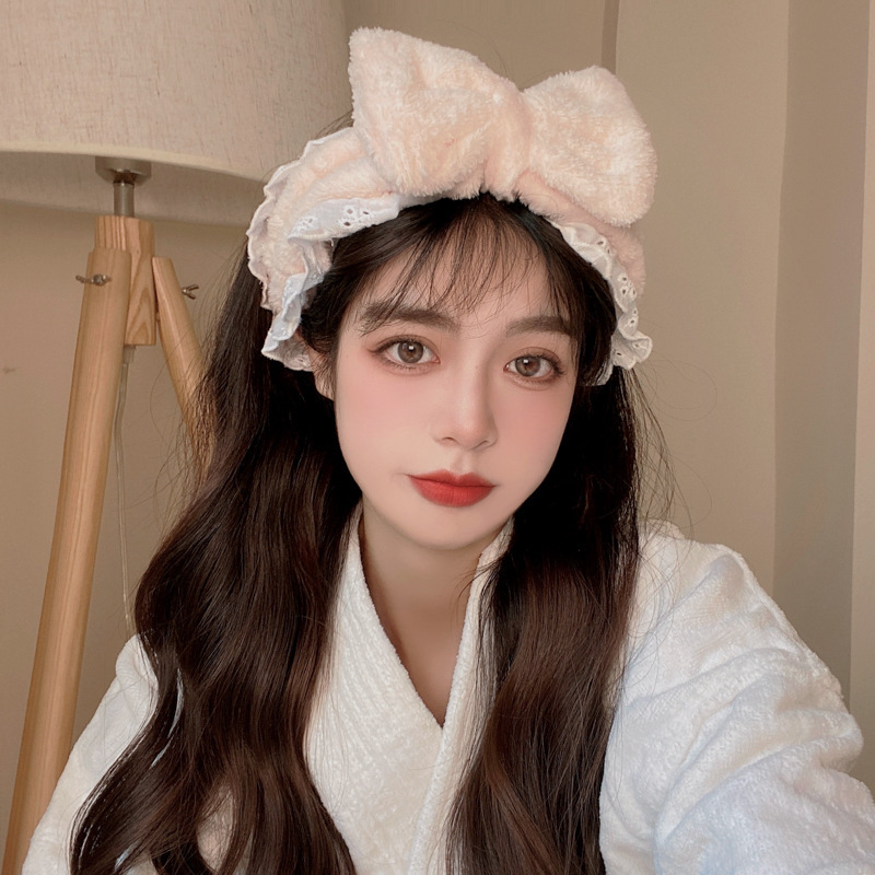 Lavarse la cara cinturón de cabello lindos de peluche para la mujer lavado y máscara especial de agujeros de cabello cinturón de cabello brazalete