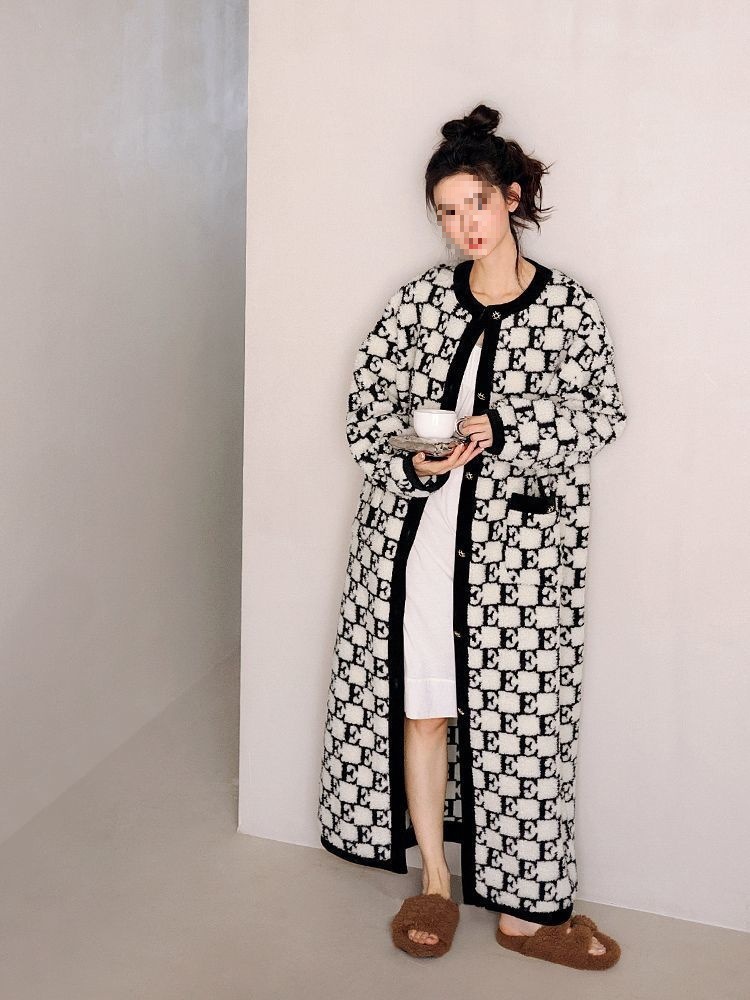 胖mm特大码2-300斤宽松长款浴袍秋冬季珊瑚绒保暖加厚家居服睡袍