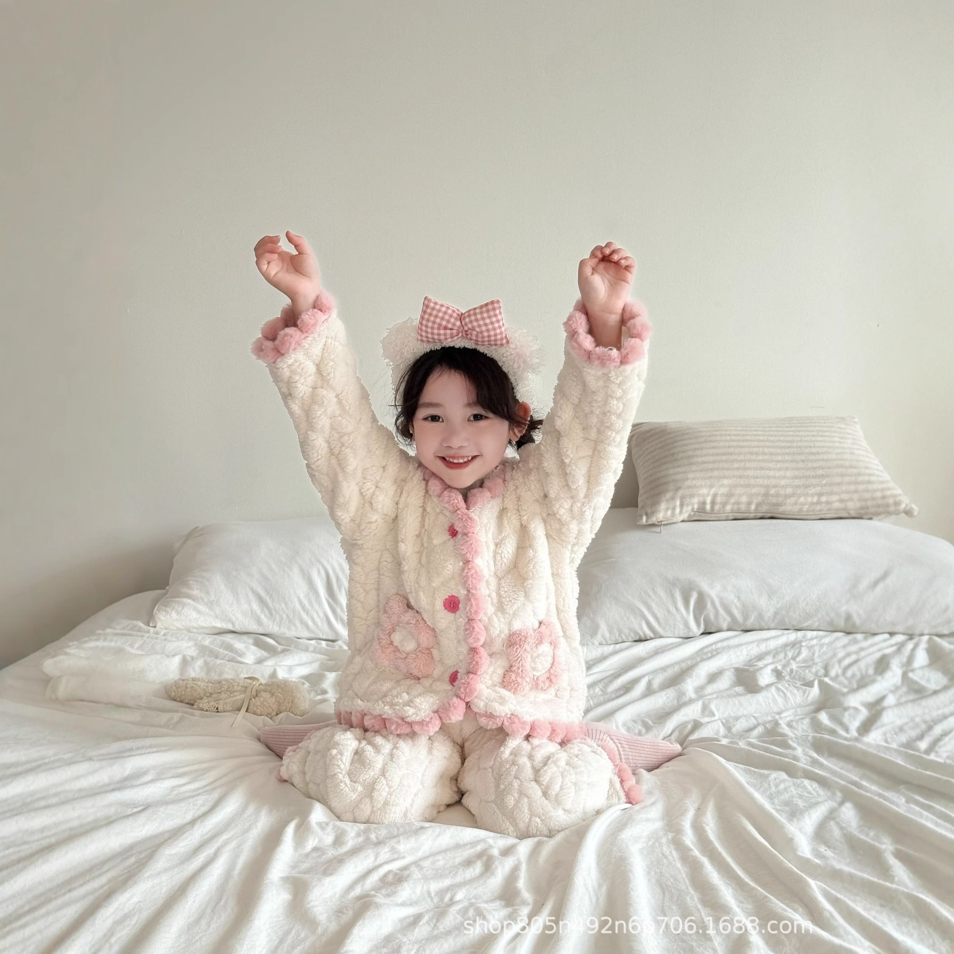 Girls' Home Clothes Set Autumn and Winter New Sweet and Soft Cardigan Thickeneded Warm Pajamas for Middle and Large Children Two-Piece Set