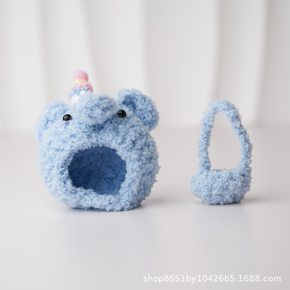 Baby elephant hood + light blue small velvet bag