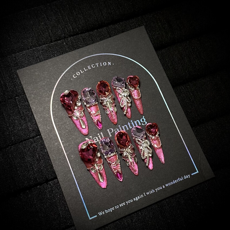 Handmade Wearable Nail Pieces, High-End Winter New Year Red Cat-Eye Manicure, Brightening, Heavy-Duty Luxury Fake Nail Patches Handmade Wearable Nail Pieces, High-End Winter New Year Red Cat-Eye Manicure, Brightening, Heavy-Duty Luxury Fake Nail Patches