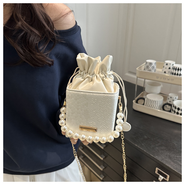 Borsa a secchiello con perle donna borsa a tracolla elegante_voghion.com