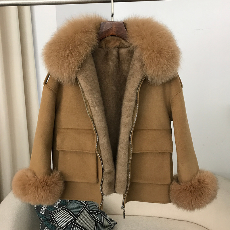 26 Autumn/Winter Thickened Short Double-Sided Wool Coat with Detachable Lining and Fox Fur Collar Jacket 26 Autumn/Winter Thickened Short Double-Sided Wool Coat with Detachable Lining and Fox Fur Collar Jacket