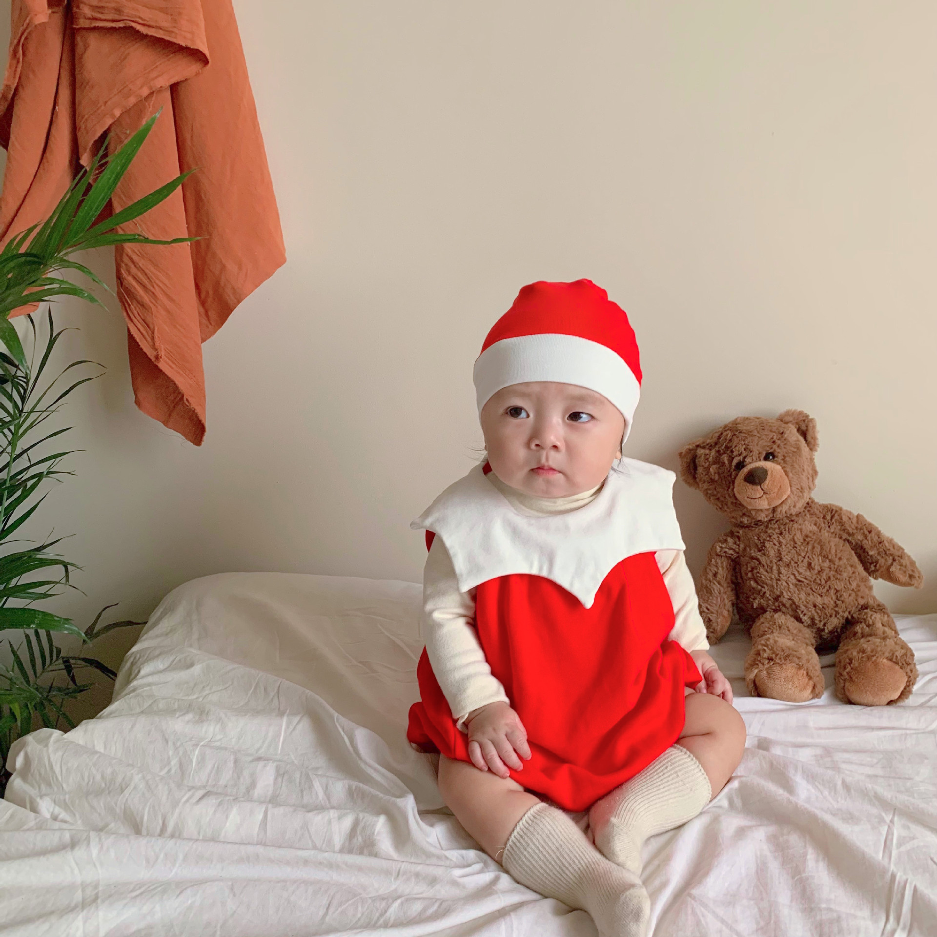 24 primavera nuevo bebé mono ins estilo coreano mameluco Navidad ropa bebé vacaciones vestido traje vaina