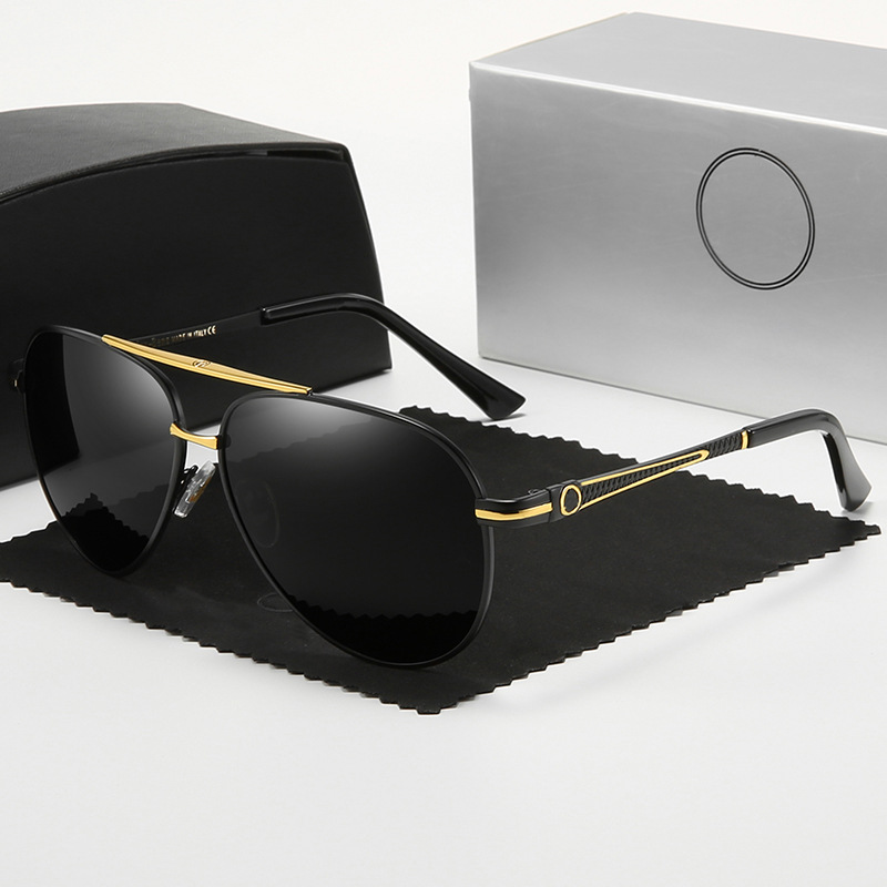 Fashionable trend sunglasses
