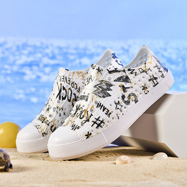 Summer Crocs-style slippers for men and women for leisure