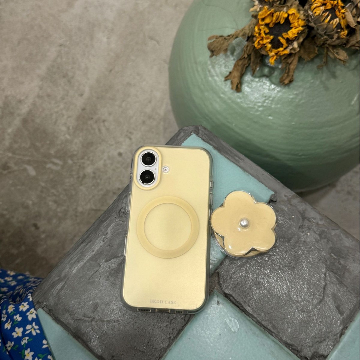 Flores de color sólido simples para Apple 16ProMax funda para teléfono móvil 15Pro/14Pro pareja 13 celebridades de Internet 15PM