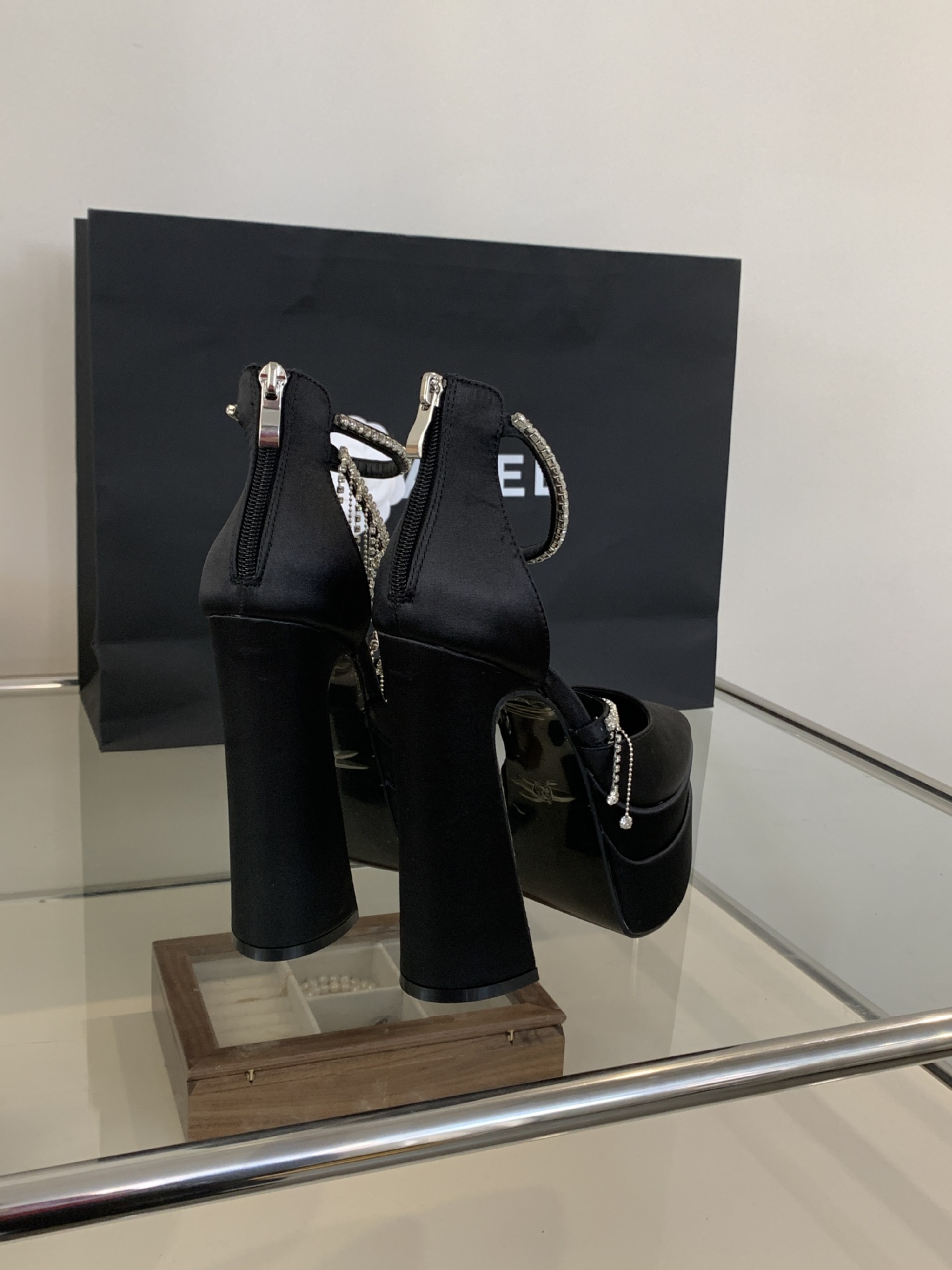 Sandal cao gót mũi nhọn đính đá lấp lánh gót 15 cm — Màu đen chi tiết 3