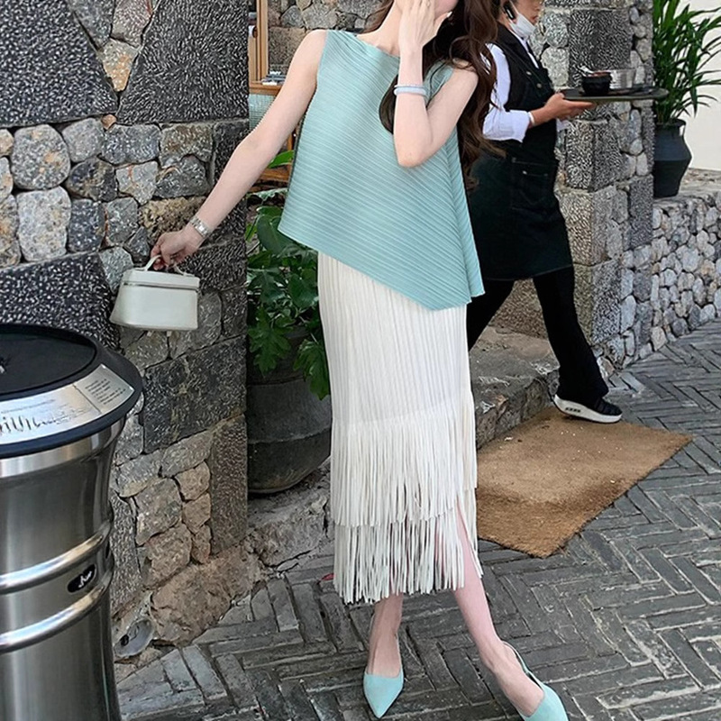 High-end suit Women's Two-piece Miyake High-end Exquisite Top Tassel Pleated Skirt with a Complete Set