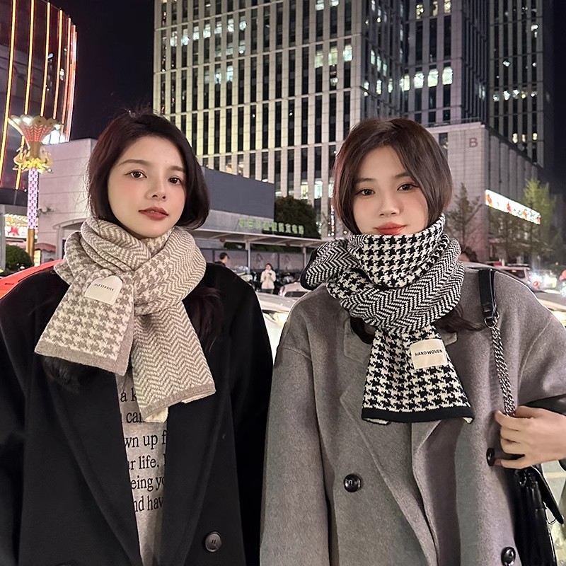 Mujeres de invierno imitación de cachemira bufandas de mil pájaros 2024 nuevo estilo coreano versátil pareja de estudiantes de punto calentamiento buñuelo para hombres