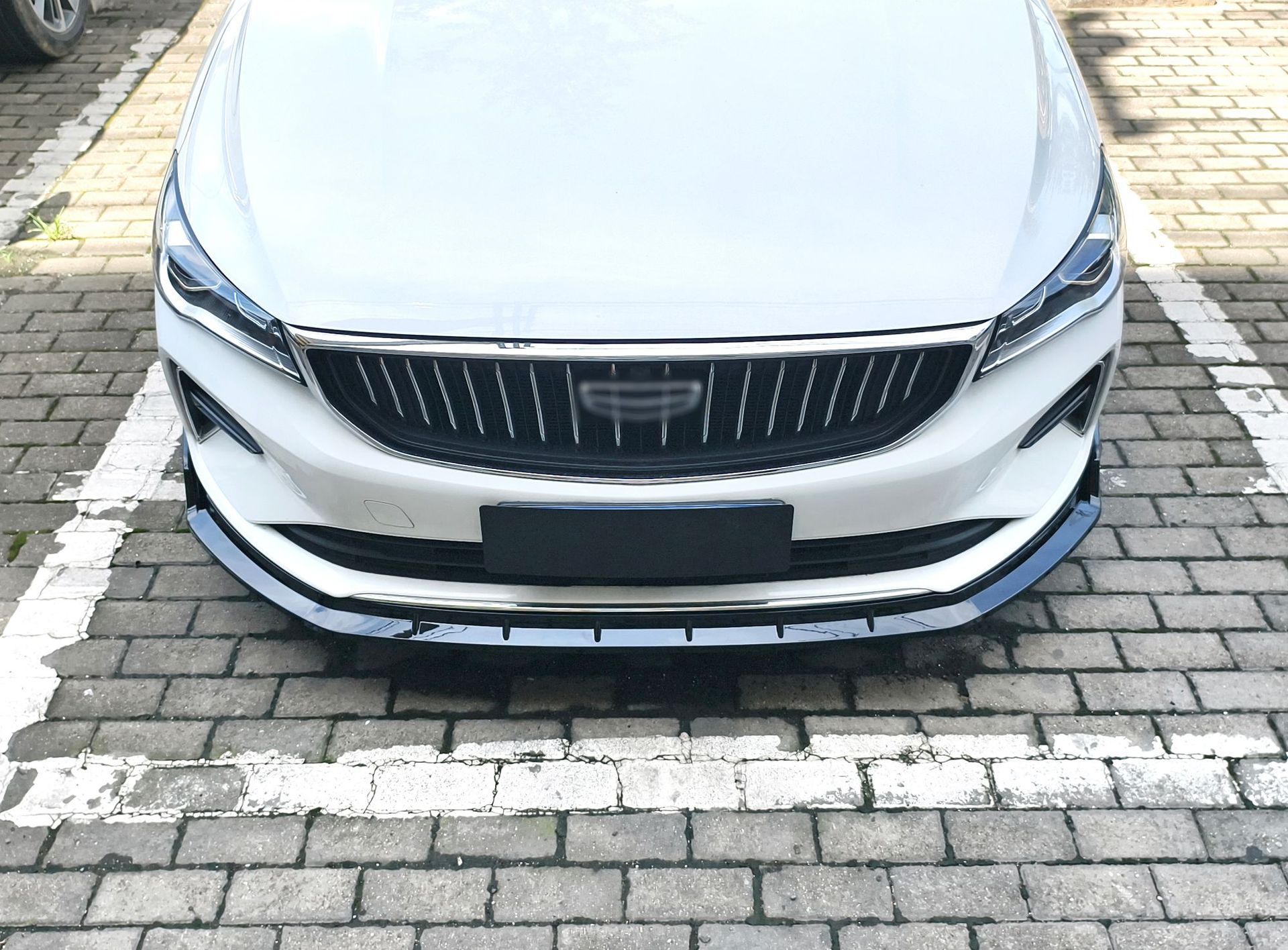 Suitable for 22-27 Geely Emgrand S70 front spoiler, front lip, rear wing, side skirts, rear lip, top wing, body kit