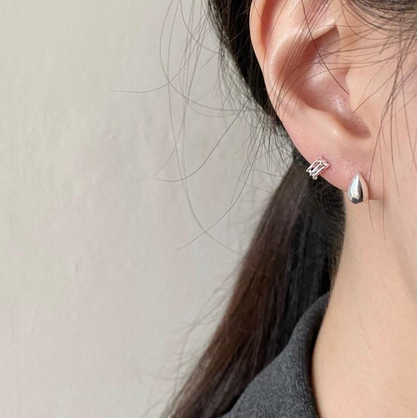 Daily Occasion 1 Pair 925 Sterling Silver Water Droplets Ear Studs
