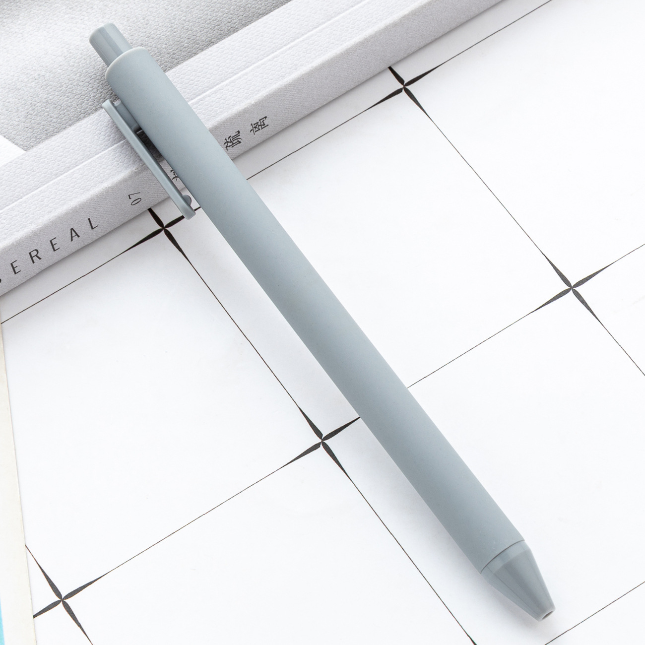 alto valor facial de color macarón bolígrafo de plástico de presión de papelería para estudiantes bolígrafo de imprimir logotipo bolígrafo de goma