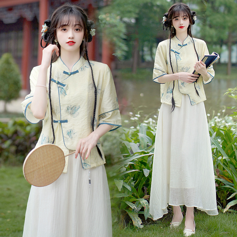 The new style tea is worn with a set of this year's popular beautiful national style new Chinese style dress children's two-piece suit The new style tea is worn with a set of this year's popular beautiful national style new Chinese style dress children's two-piece suit
