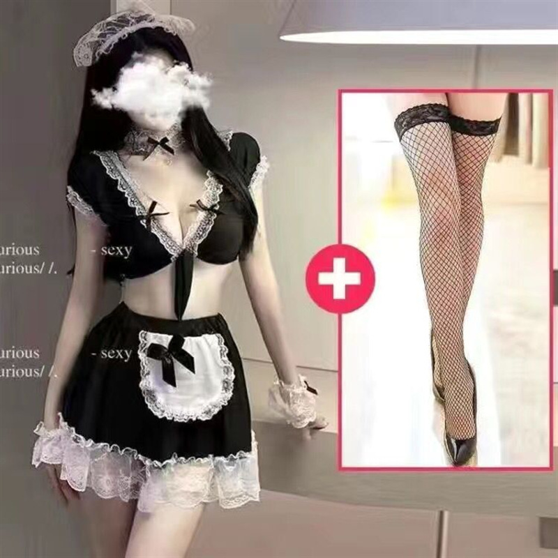 메이드복 + 검정 망사스타킹