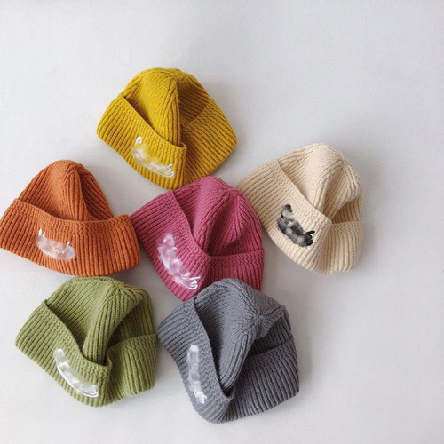 Autumn and winter children's hats fashionable men's and women's baby knitted hats solid color letter embroidered woolen hats landlord hat melon skin hat