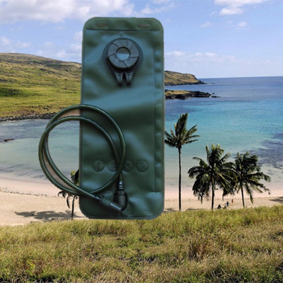Manufacturer Wholesale 2L Outdoor Sports Cycling Water Bag Mountaineering Foldableing Portable Green Waterproof Water Bag Drinking Water