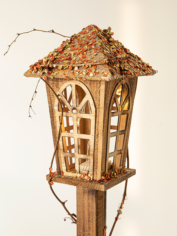 Hong Kong Heng Navidad nieve Casa decoraciones de Navidad Gran Hotel luminoso color viejo gran casa de madera diseño de escena de la ventana