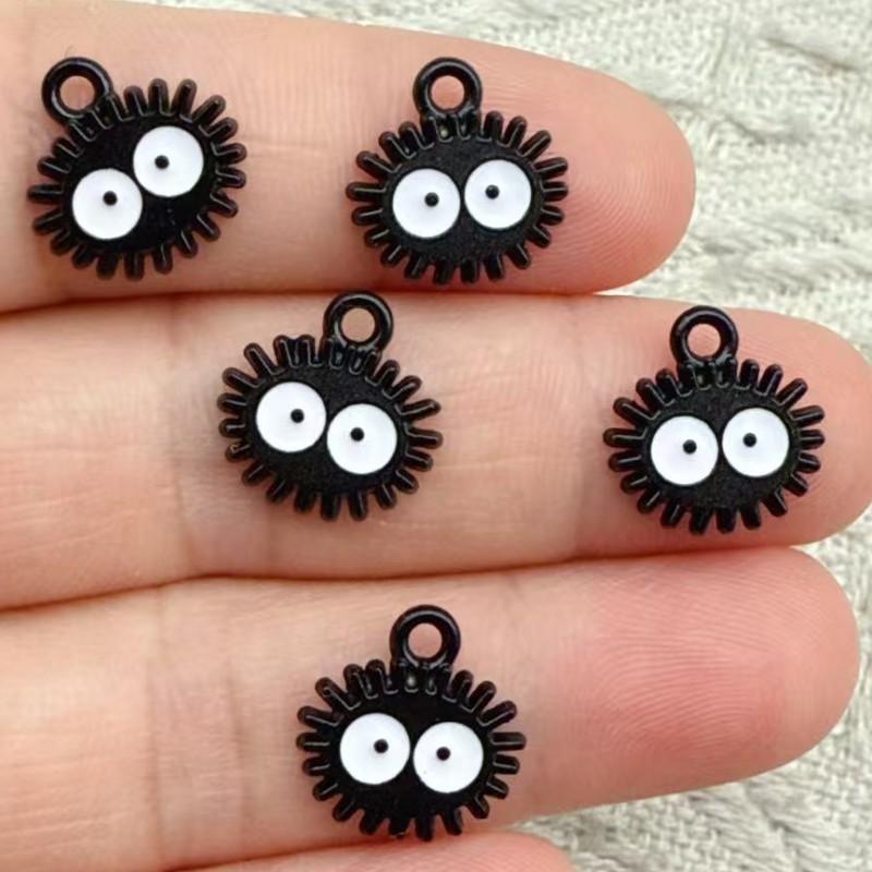 Cartoon black pendant