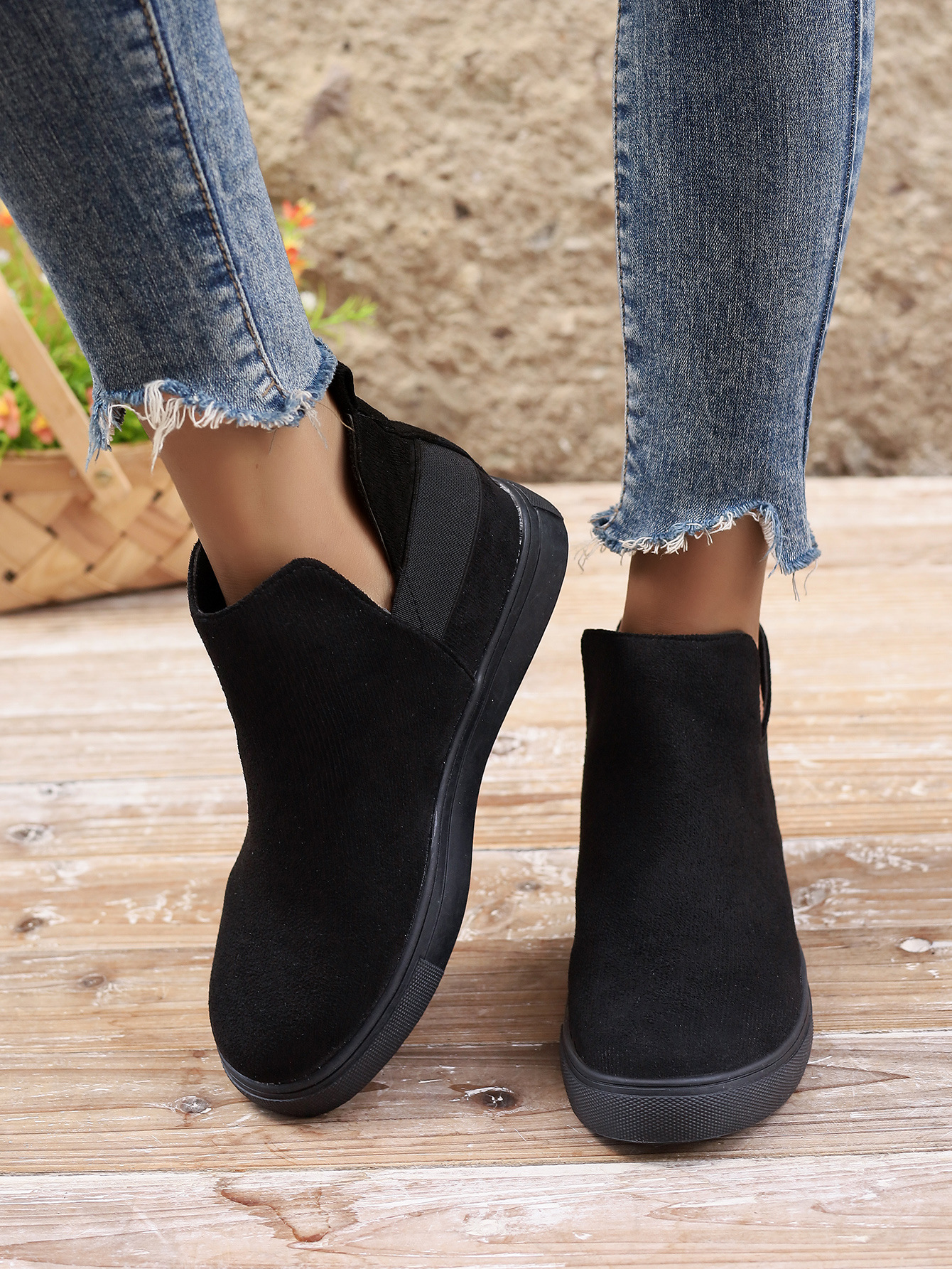 Large size women's shoes flat inside increase elastic casual sports shoes flat single shoes_voghion.com