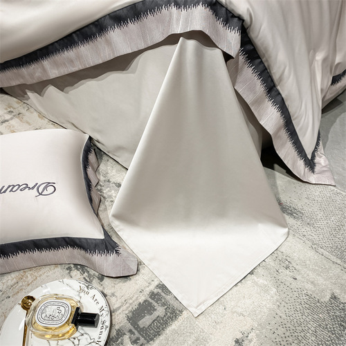 Ice silk summer quilt four-piece set summer air-conditioning quilt washable summer cooling quilt sheet three-four piece set thin quilt core summer