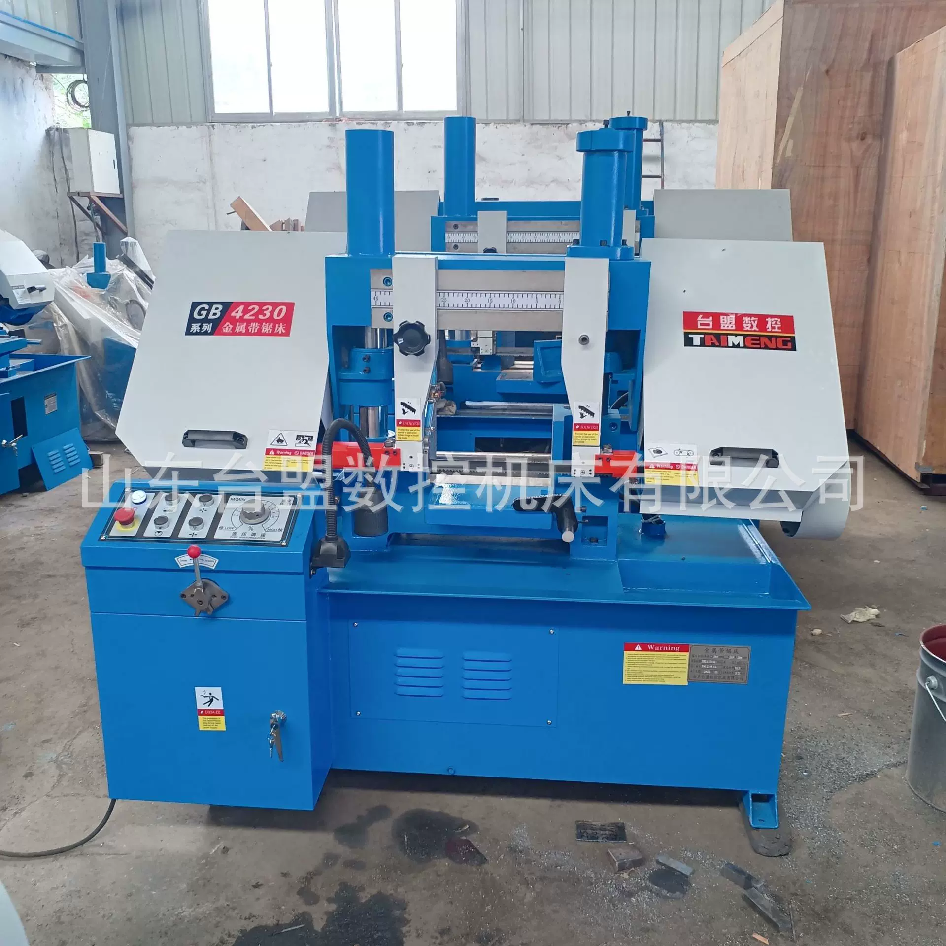 小型卧式金属带锯床GB4230钢筋带锯机液压半自动