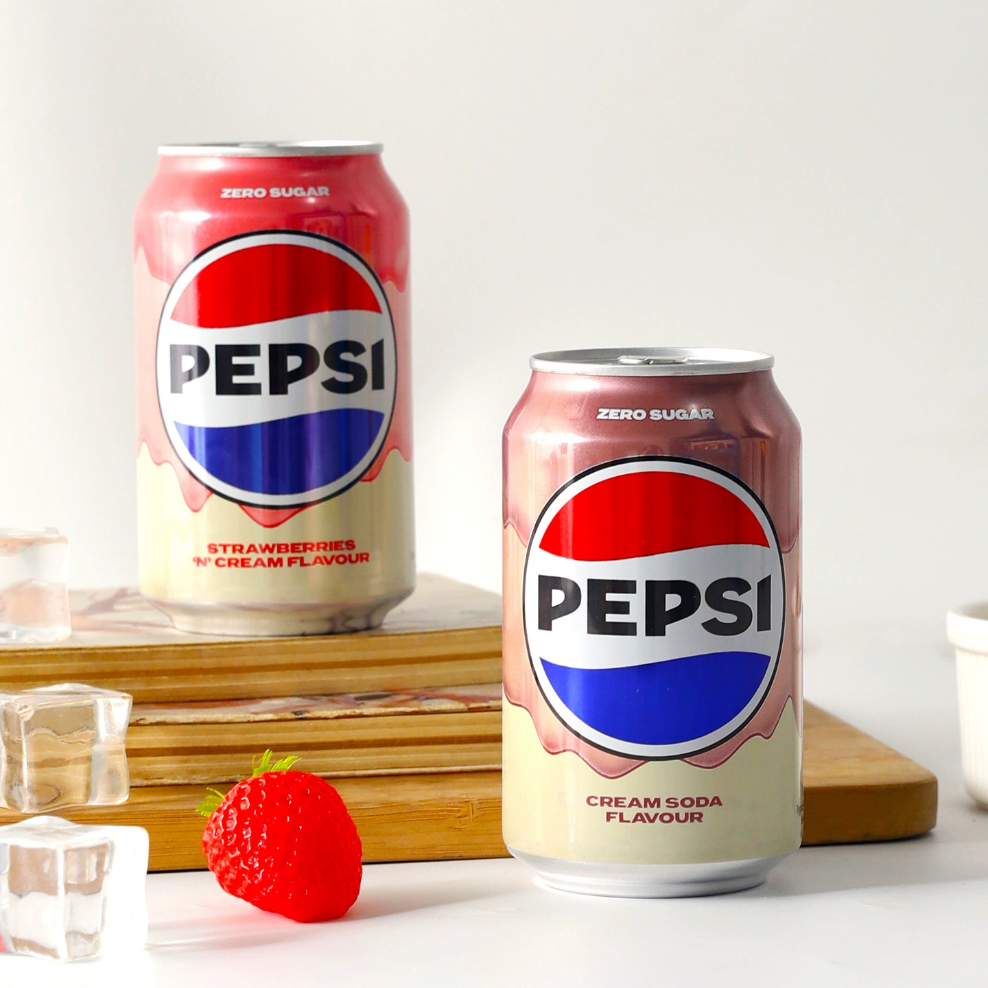 Крем-сода (Pepsi) со вкусом клубничного крема, без сахара, 330 мл