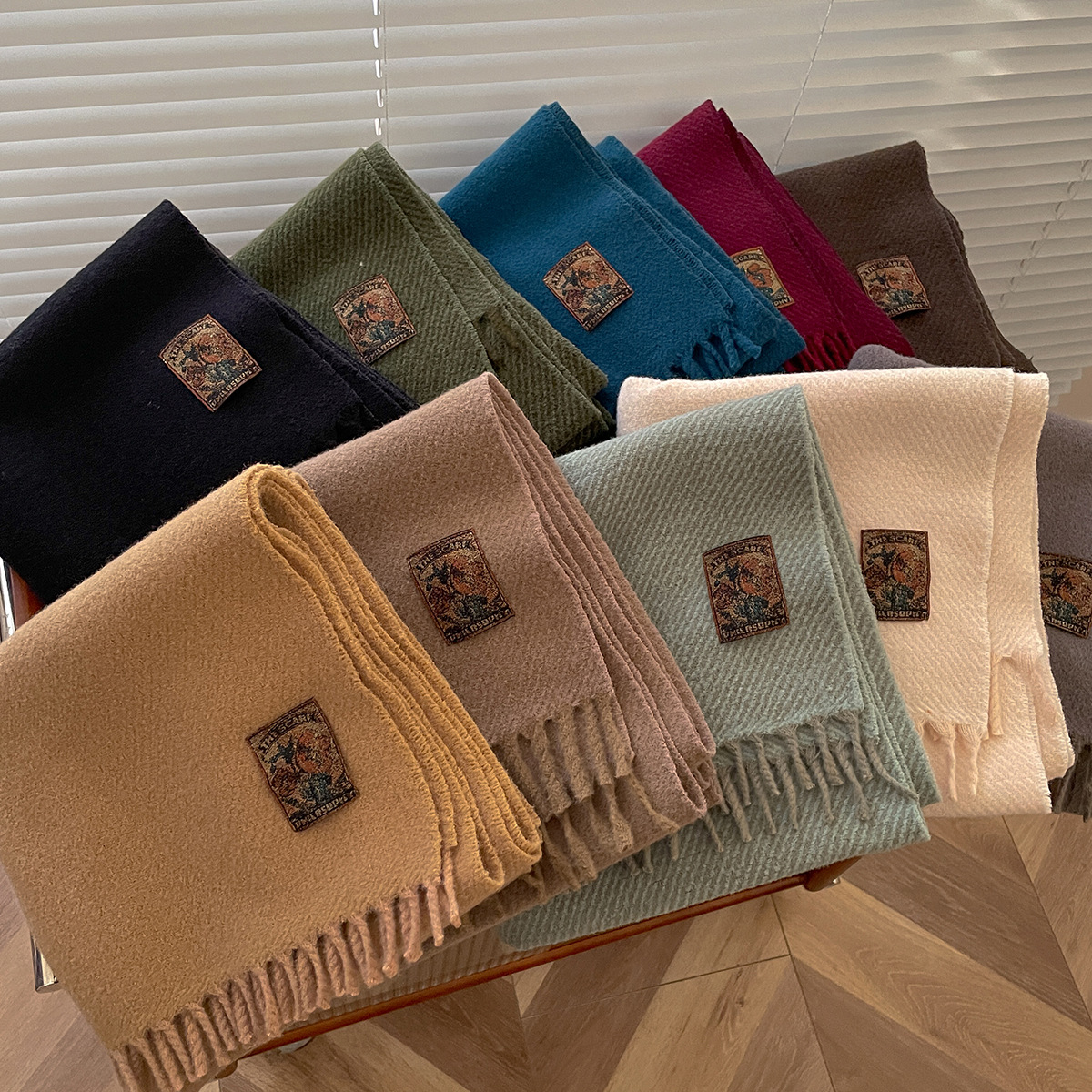 Keep warm demi-season solid color atmospheric scarf